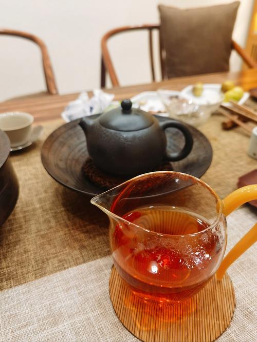 武汉品茶新体验：35岁互联网人亲述，喝茶比咖啡更解压